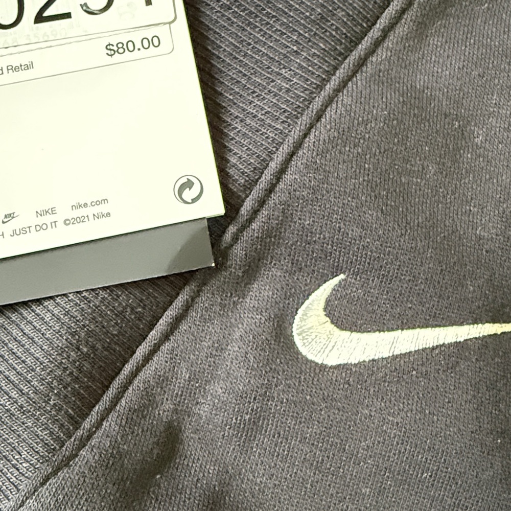 Nike Black Cropped Bomber Jacket with White Swoosh - Picture 3 of 6